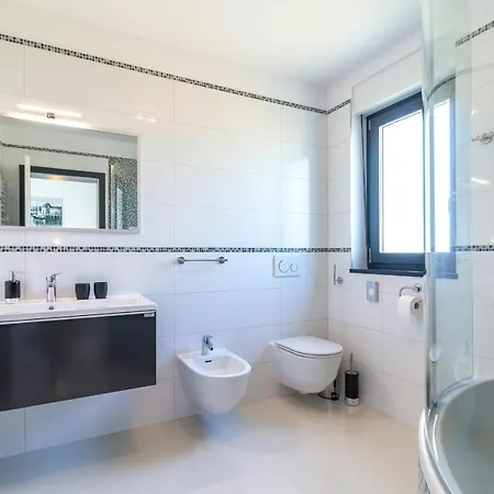 Villa Elodie